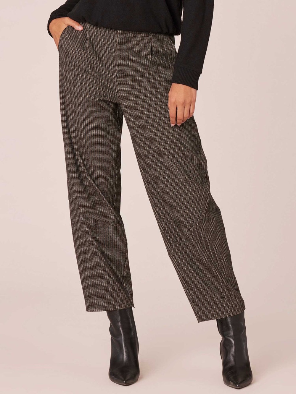 NWT Democracy “Ab” Solution Ultra Skyrise Round Up Barrel Pants